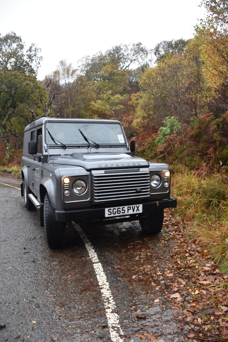 uploaded image land rover made from which country 1708556148336